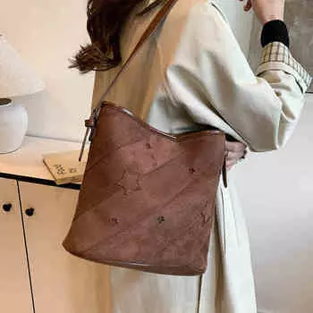 Женская замшевая сумка через плечо для осени и зимы, вместительные повседневные дорожные сумки, новые ретро универсальные сумки для покупок