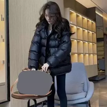 Женская зимняя куртка-пуховик с капюшоном, однотонная короткая толстая теплая парка на белом утином пуху S чёрный