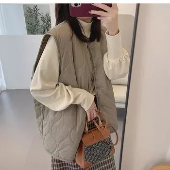 Женская зимняя однобортная теплая куртка однотонного цвета с простым жилетом без рукавов 2XL чёрный