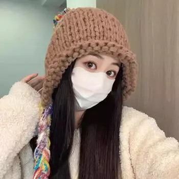 Женская зимняя однотонная шерстяная вязаная шапка, осенняя утепленная теплая холодная плетеная шапка, ветрозащитная шапка, подходит для использования на открытом воздухе чёрный