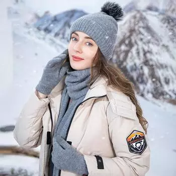 Женская зимняя однотонная теплая шерстяная куртка из трех предметов (Шапка, Шарф, Перчатки) Холодостойкий меховой шарик плюс бархатный вязаный костюм Three-piece suit серый