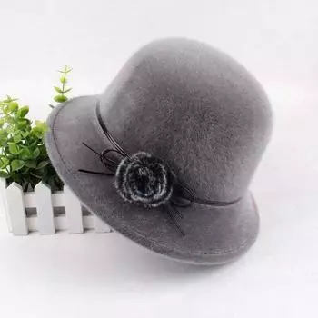 Женская зимняя шапка-ушанка, однотонная шляпа-цилиндр, корейская модная шляпа для мам, шапки для женщин среднего возраста и пожилых женщин M56-58cm хаки
