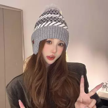 Женская зимняя вязаная шапка Женская теплая шерстяная шапка с маленьким комком шерсти Повседневная защитная шапка-мешок для ушей Утолщенная холодная шапка M56-58cm серый