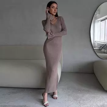 Женские элегантные однотонные узкие трикотажные платья с длинным рукавом в рубчик, осенне-зимние повседневные базовые платья с V-образным вырезом, теплое платье-свитер S чёрный