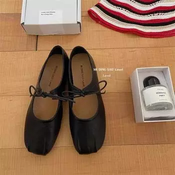 Женские балетки 2025 Лето Осень Бант-бабочка Мягкая подошва Повседневная обувь Ретро Квадратный носок Перфорация Мэри Джейн Zapatos Mujer 35 чёрный