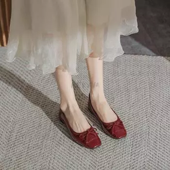 Женские балетки из лакированной кожи в стиле ретро с бантом, осенние повседневные туфли без застежек на плоской подошве с круглым носком и толстым каблуком, винно-красные мокасины 38 вино красного