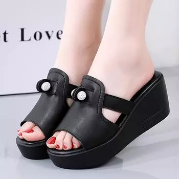 Женские белые шлепанцы, летние туфли с открытым носком на толстой танкетке, черные повседневные тапочки на толстой платформе 35 чёрный