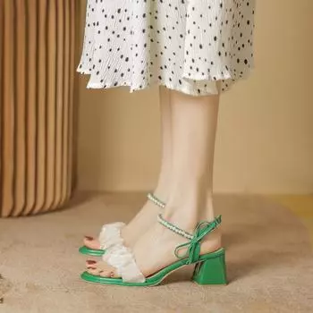 Женские босоножки на массивном каблуке. Летние босоножки на высоком каблуке с плиссировкой и жемчугом. 39 зелёный