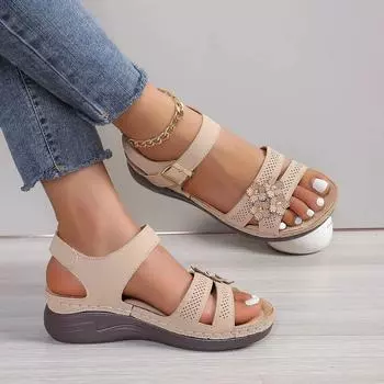 Женские босоножки на танкетке 2024 года, летние туфли в стиле ретро с открытым носком и цветами на платформе для женщин, повседневная пляжная обувь для отдыха, женские сандалии 36 бежевый
