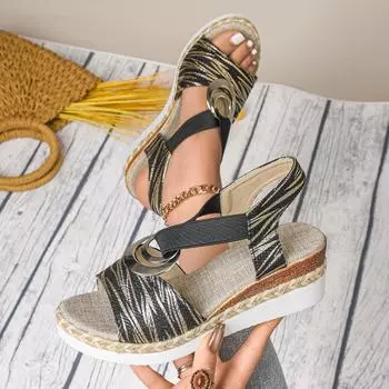 Женские босоножки на танкетке большого размера в европейском и американском стиле 2024 года с металлической пряжкой и толстой подошвой из пеньковой веревки. Повседневный дизайн «Рыбий рот». 41 чёрный