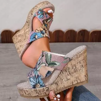 Женские босоножки на танкетке, новые летние босоножки на высоком каблуке, водонепроницаемые босоножки на платформе с толстой подошвой, универсальные нескользящие модные босоножки 36