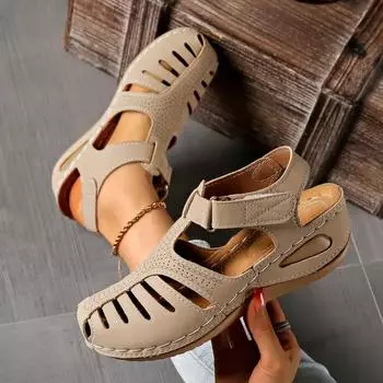 Женские босоножки на танкетке. Повседневные босоножки с толстой подошвой. Удобная летняя обувь. 35 чёрный