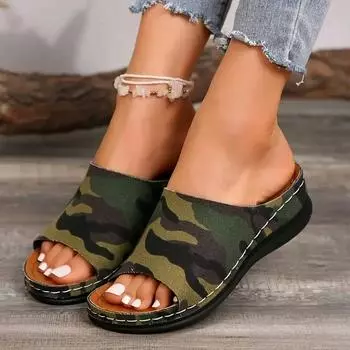 Женские босоножки на танкетке с зеленым камуфляжным принтом и резиновой подошвой, подходящие для активного отдыха на природе и на пляже, пляжная обувь, женские сандалии 36 зелёный