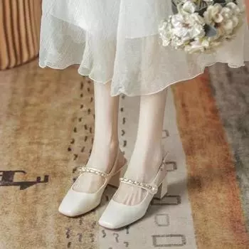 Женские босоножки на высоком каблуке, летние, новые, модные, простые, женские, с острым носком, с неглубоким вырезом, для вечеринки, сандалии на толстом каблуке 36 слоновая кость