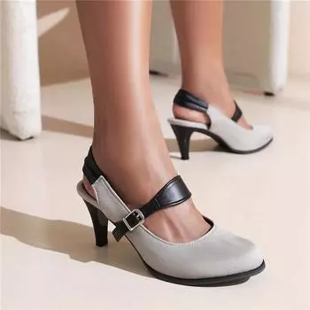 Женские босоножки на высоком каблуке просты и универсальны, есть босоножки на тонком каблуке, подходящие по цвету, и босоножки большого размера с туфлями-мешками. 35 чёрный