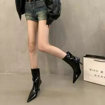 Женские ботильоны на высоком каблуке, сексуальные туфли на шпильках, с острым носком, дизайнерские осенние новые тенденции 2024 года, элегантные кожаные ботинки 35 чёрный