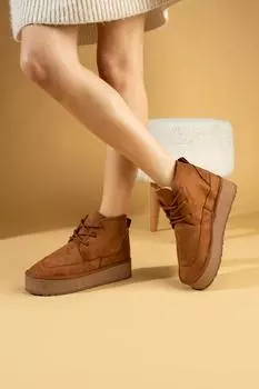 Женские ботинки на шнуровке с мехом внутри на высокой подошве 61-2001-23Замша