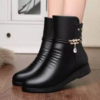 Женские ботинки. Толстые зимние сапоги. Женская зимняя обувь большого размера. 38