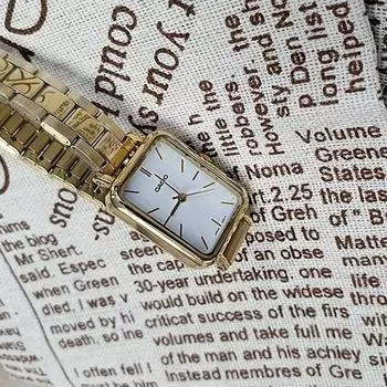 Женские часы Casio Square Round Gold