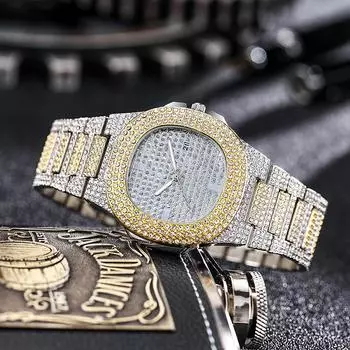 Женские часы Full Sky Star Water Diamond Calendar с кварцевым светом, роскошные часы со стальным ремешком OneSize чёрный