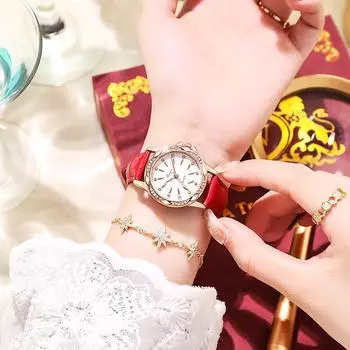 Женские часы на заказ Женские часы Пояс Интернет знаменитости Мода Темперамент Студенческие часы Кварцевые часы Spot белый