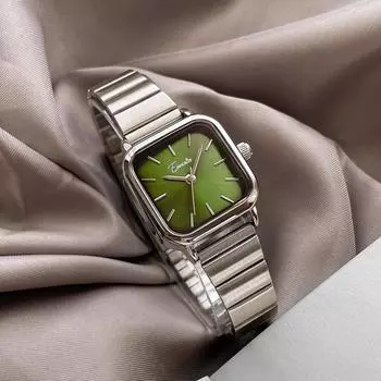 Женские часы Niche Steel Band Watch Temperament Simple Small Green Watch Student Green Small Square Watch