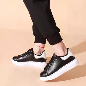 Женские черные белые кроссовки