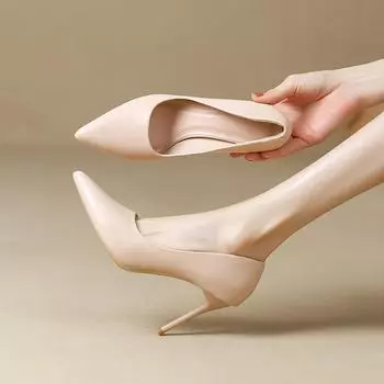 Женские черные профессиональные остроносые туфли-стилеты - весенняя коллекция 2024 года, стиль знаменитостей, нишевая элегантность 38, heel height 5 cm телесный