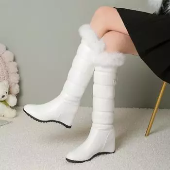 Женские длинные сапоги осенью и зимой, длинные плюшевые, удобные и теплые, однотонные, на большом меху кролика, с приподнятым покатым каблуком внутри. 34 чёрный
