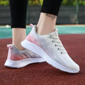 Женские дышащие сетчатые кроссовки, модные красочные повседневные спортивные туфли, женские легкие вязаные кроссовки, эластичная нескользящая подошва 35 чёрный/белый