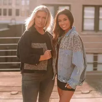 Женские джинсовые потертые джинсовые наряды, пальто, рваные джинсы на весну и осень, верхняя одежда, джинсовая куртка S чёрный