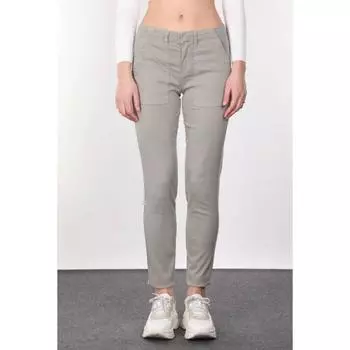 Женские джинсы цвета хаки с карманами