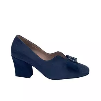 Женские классические туфли на каблуке из натуральной кожи