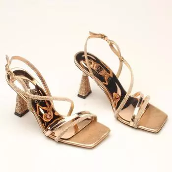 Женские классические туфли на каблуке с розовым зеркальным камнем на каблуке