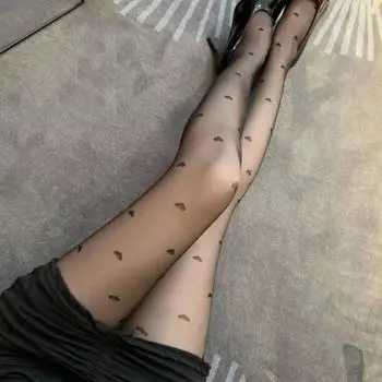 Женские колготки с вышивкой в виде сердца, ультратонкие, прозрачные, высокоэластичные, нескользящие, однотонные, для поездок на работу, свиданий, вечеринок, мини-юбка, подходящие чулочно-носочные изделия чёрный