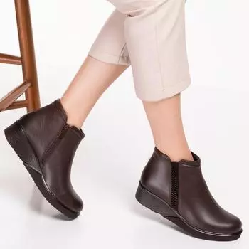 Женские коричневые ботинки на молнии