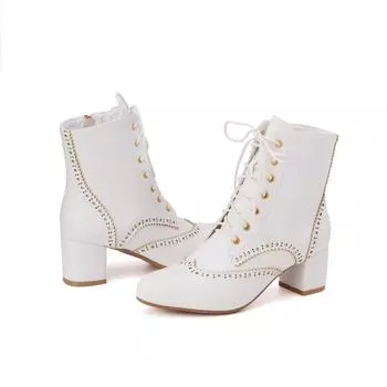 Женские короткие ботинки на высоком каблуке, новые большие универсальные однотонные короткие ботинки в британском стиле с резным толстым каблуком 34 чёрный