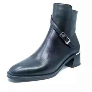 Женские кожаные сапоги Janest 165-2380