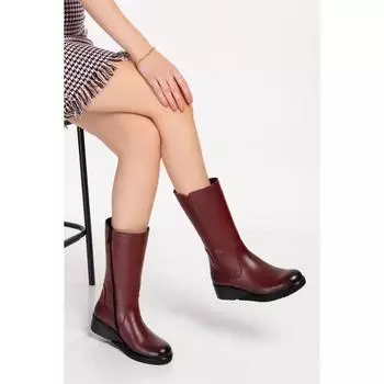 Женские кожаные высокие сапоги на танкетке