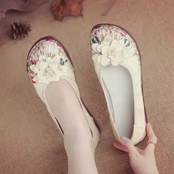 Женские кожаные женские туфли в этническом стиле на мягкой подошве, туфли для мам на плоской подошве в горошек 35 белый