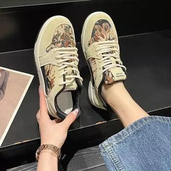 Женские кроссовки 2024, весенняя новая модная женская повседневная спортивная обувь на шнуровке, трендовые женские кроссовки, женская обувь больших размеров 41 зелёный