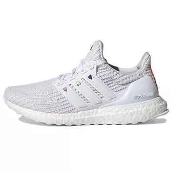 Женские кроссовки adidas UltraBoost 4.0 DNA White Hearts Cloud-White Chalk-White Solar-Red GZ9232 38