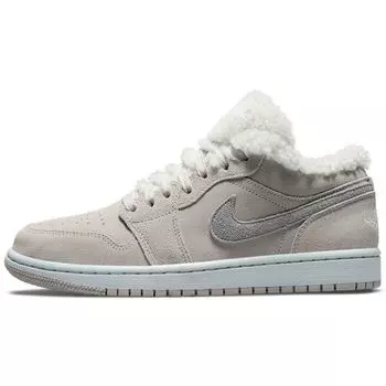 Женские кроссовки Air Jordan 1 Low SE Sherpa Fleece Grey College-Grey Particle-Grey DO0750-002 36