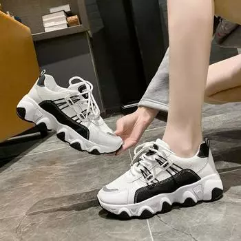 Женские кроссовки Белые повседневные кроссовки на платформе Осень 2024 Сетчатые кроссовки для бега и ходьбы Женские кроссовки на танкетке Вулканизированная обувь 35 чёрный