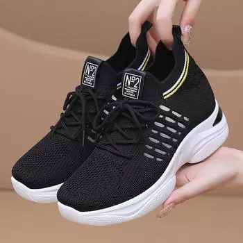 Женские кроссовки для ходьбы на массивной платформе, легкие дышащие кроссовки, нескользящие кроссовки, удобные сетчатые повседневные кроссовки со шнуровкой для женщин 35 чёрный