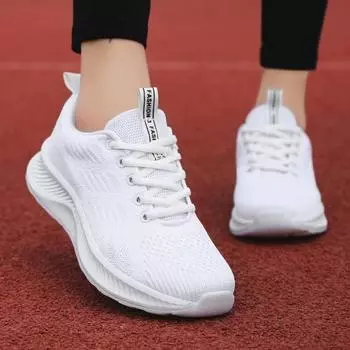 Женские кроссовки дышащие 2024 новые модные кроссовки на плоской подошве женские вулканизированные туфли сетка 35 белый
