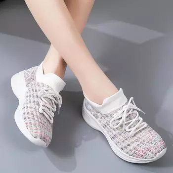 Женские кроссовки из дышащего материала Fly-With, легкие, с мягкой подошвой, повседневные женские туфли с одной педалью, обувь для мам, прогулочная обувь для пожилых людей 35