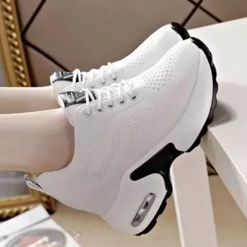 Женские кроссовки из дышащей сетки, массивные повседневные туфли на танкетке, туфли на платформе с увеличенной высотой, легкие туфли на шнуровке из вулканизированной стали 35 белый