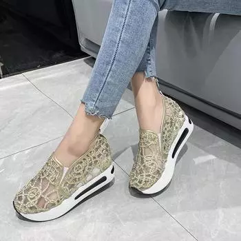 Женские кроссовки на платформе с танкеткой, сетчатые кроссовки с цветочной вышивкой для женщин, удобные повседневные туфли на каблуке для женщин 35