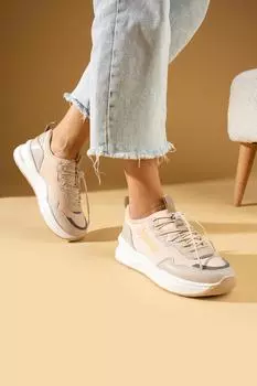 Женские кроссовки на шнуровке с удобной подошвой 36-140-24Queen